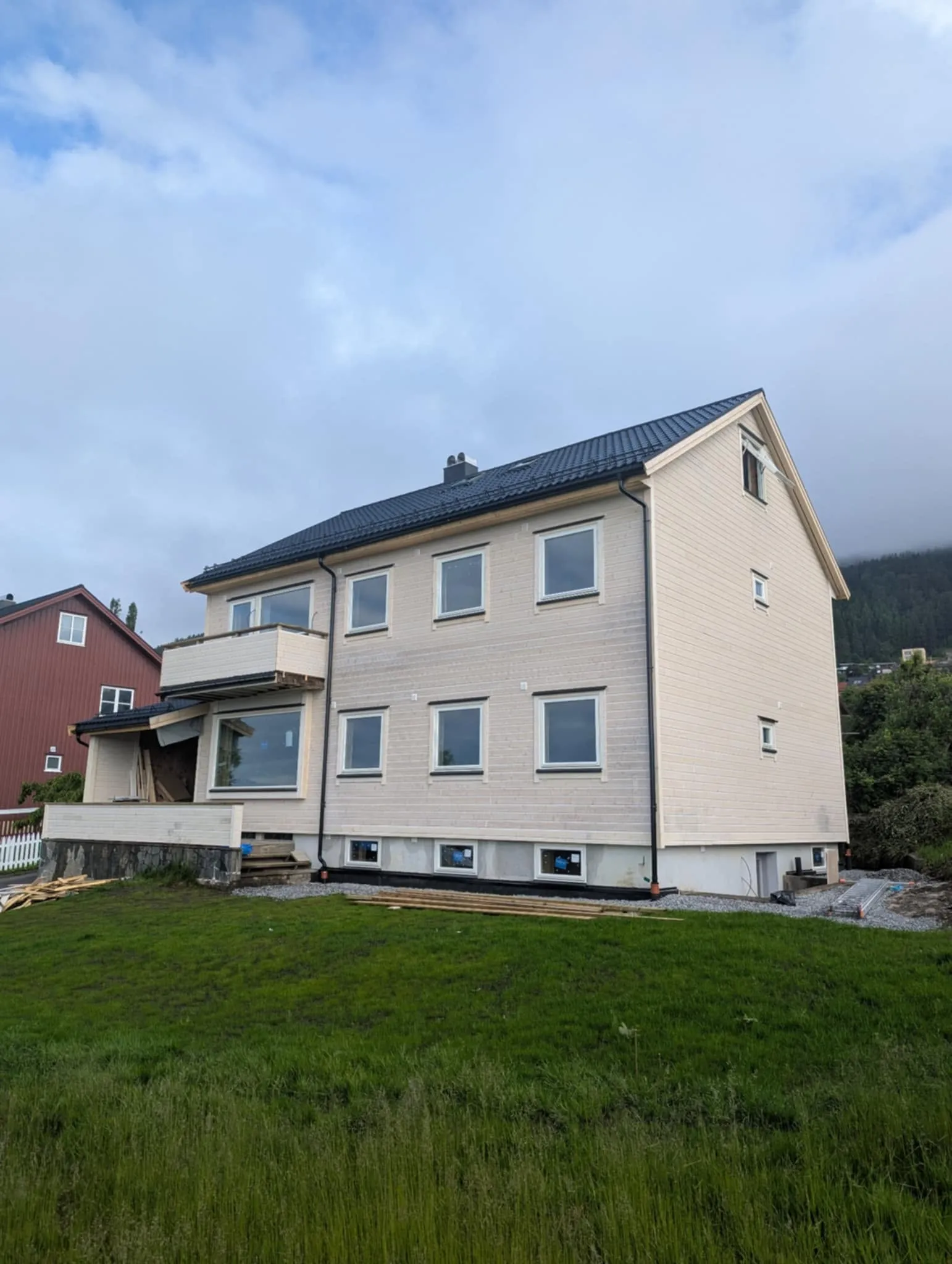 Ferdig bolig med ny kledning